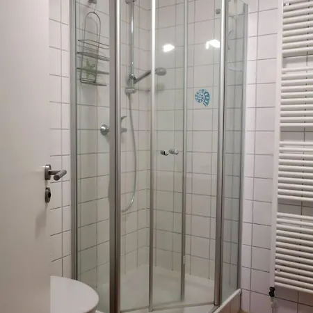 Kaiserhof 210 *